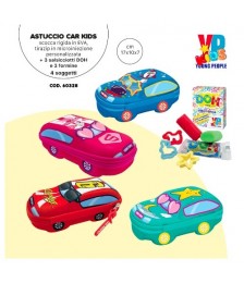 ASTUCCIO CAR YOUNG PEOPLE